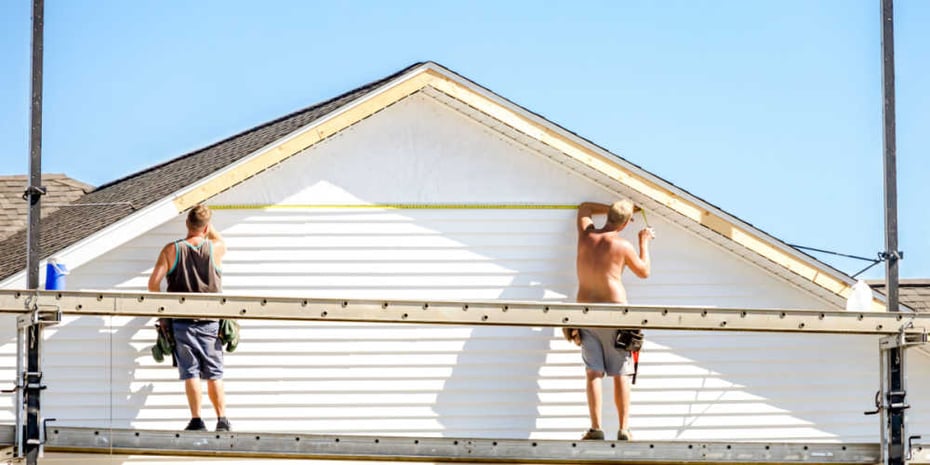 How to Accurately Measure For Siding - Featured Image