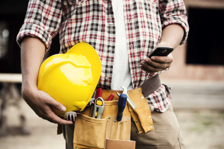 How to Attract More Labor Force into the Construction Industry - Featured Image