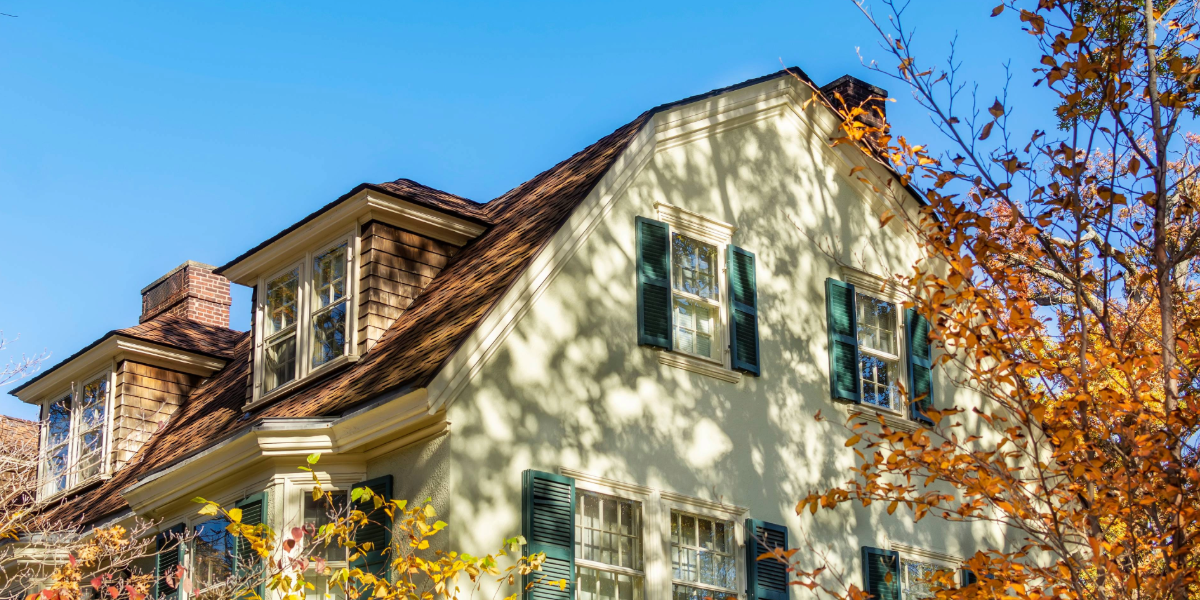 gambrel-roof